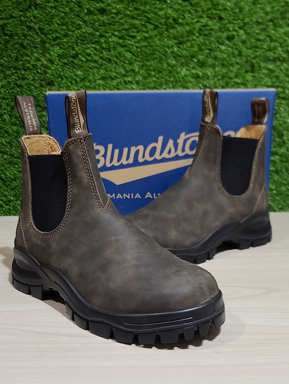 Blundstone 2239 Unisex Lug Chelsea Boot - AU 5 / US Women's 8 NEW